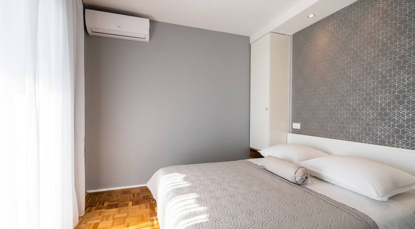 Photo of Blue All Around