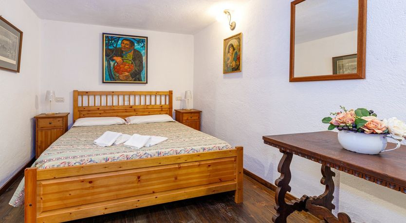 Photo of Garda Guardian