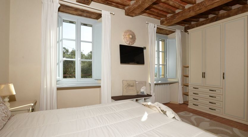 Photo of Timbered Sand