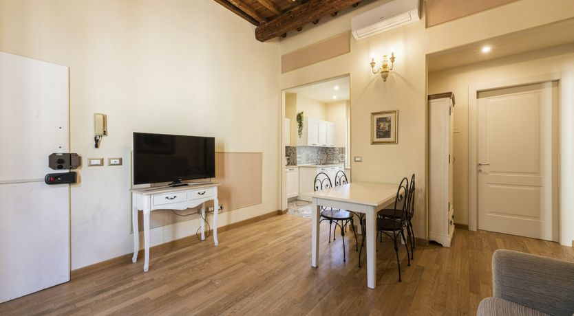 Photo of Botticellian Beams