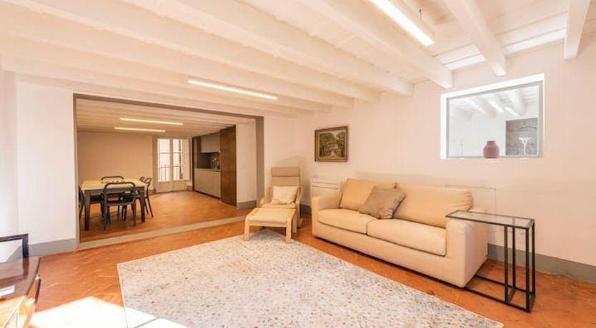 Photo of Terracotta & White Wood