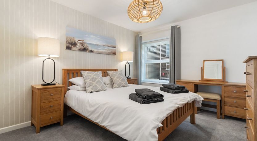 Photo of Stroll Along the Strand