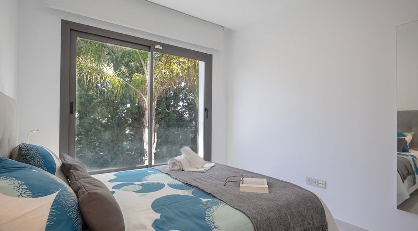 Photo of Sparks of Colour