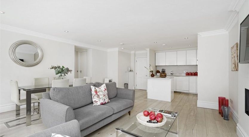 Photo of Well Heeled & Fancy Free