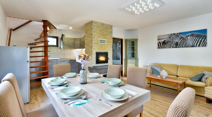 Photo of Dream in Green