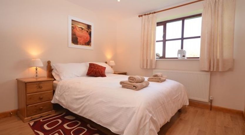 Photo of 3 Bed in Kington Magna