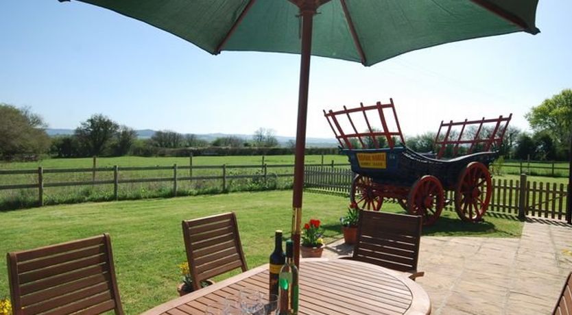 Photo of 3 Bed in Kington Magna