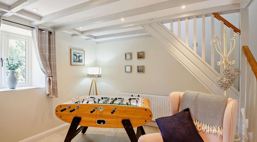 Photo of 1 Bed in Llanfairtalhaiarn