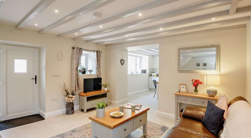 Photo of 1 Bed in Llanfairtalhaiarn