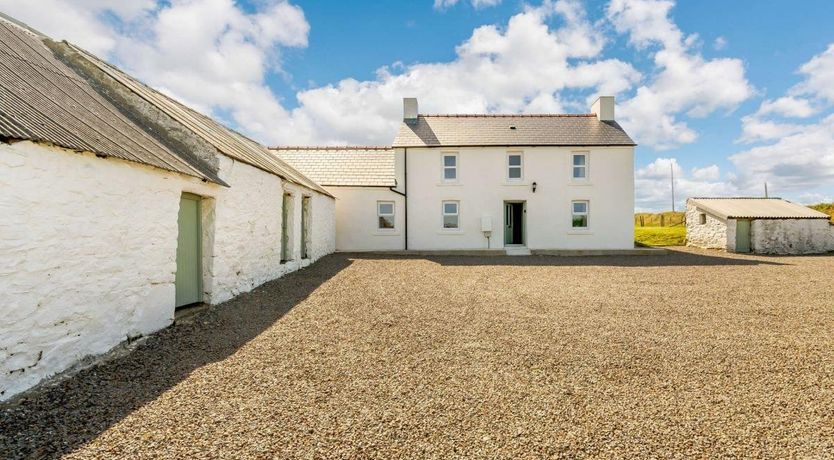 Photo of Cottage in West Wales