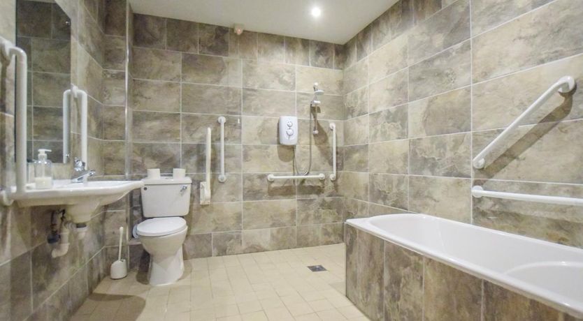 Photo of 3 Bed in Newton-on-Rawcliffe