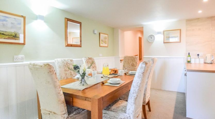 Photo of 3 Bed in Newton-on-Rawcliffe