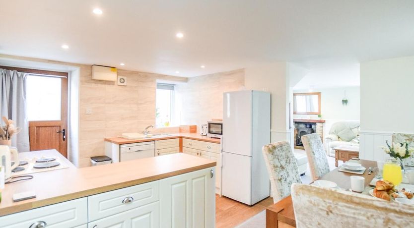 Photo of 3 Bed in Newton-on-Rawcliffe