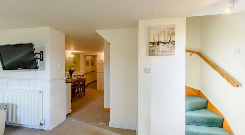 Photo of 3 Bed in Newton-on-Rawcliffe