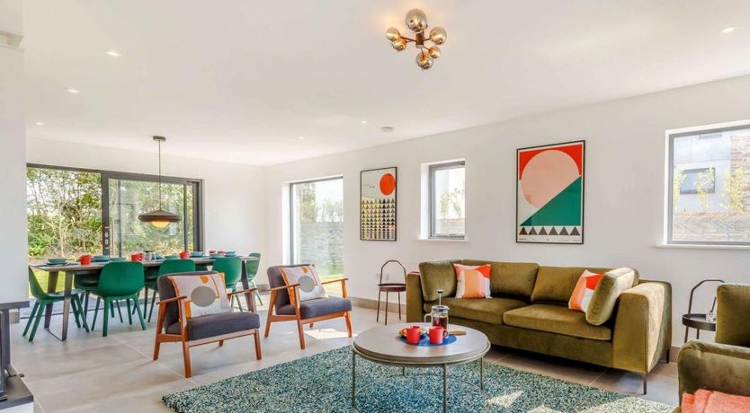 Photo of 4 Bed in Widemouth Bay