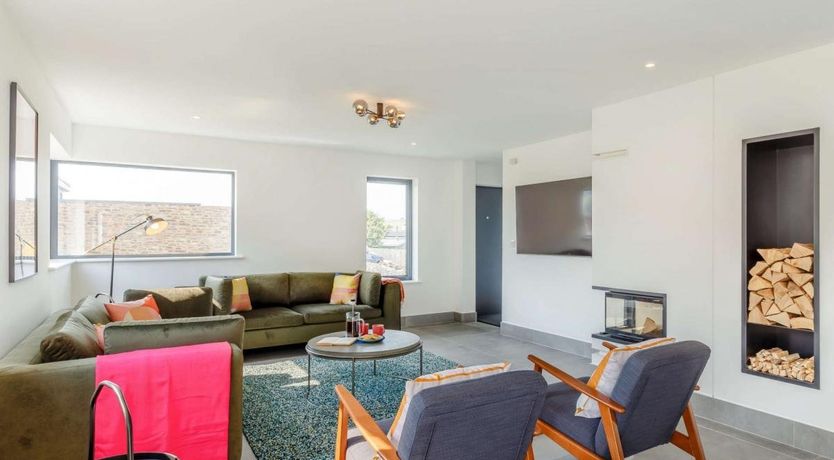 Photo of 4 Bed in Widemouth Bay