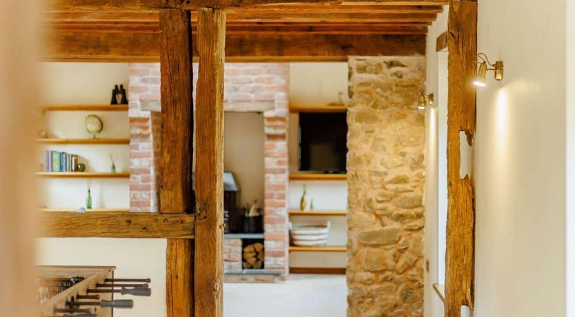 Photo of 4 Bed in Llanyblodwel