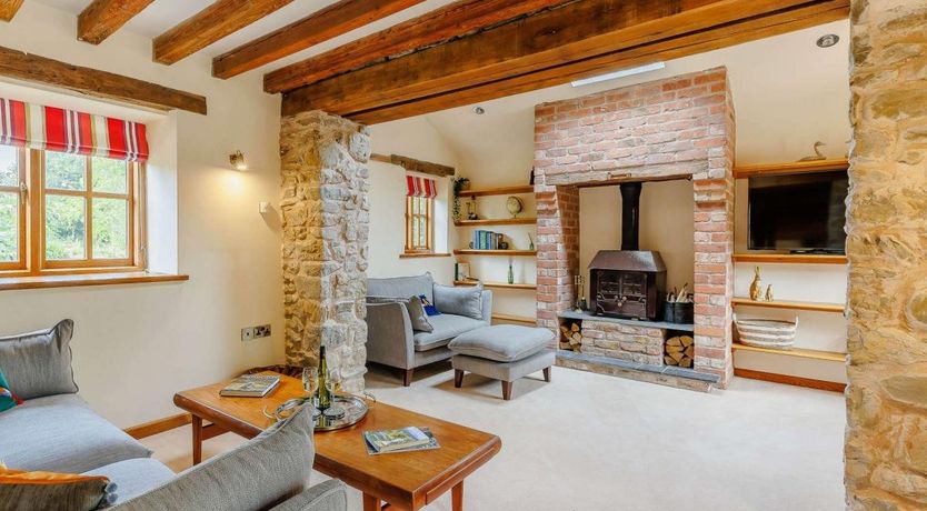 Photo of 4 Bed in Llanyblodwel