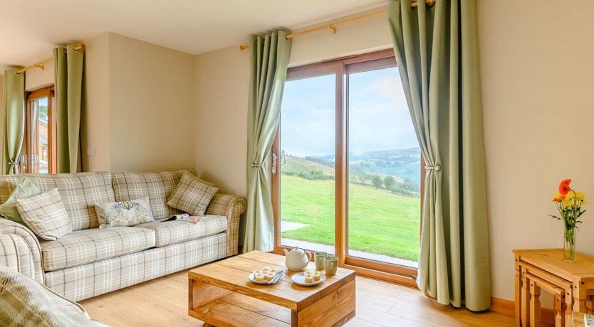 Photo of 2 Bed in Doldowlod