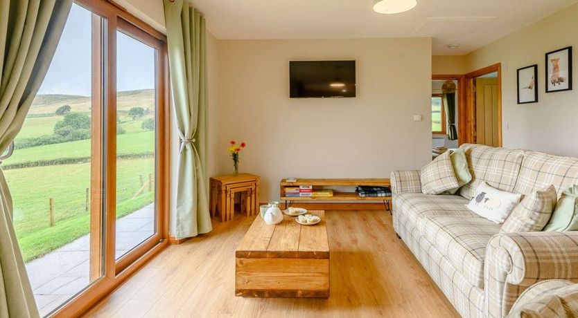 Photo of 2 Bed in Doldowlod