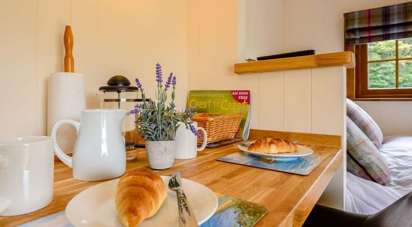 Photo of 1 Bed in Lamphey