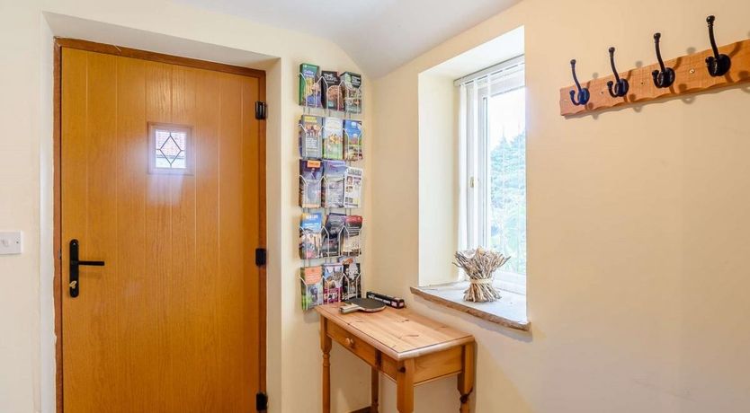 Photo of 3 Bed in Newton-on-Rawcliffe