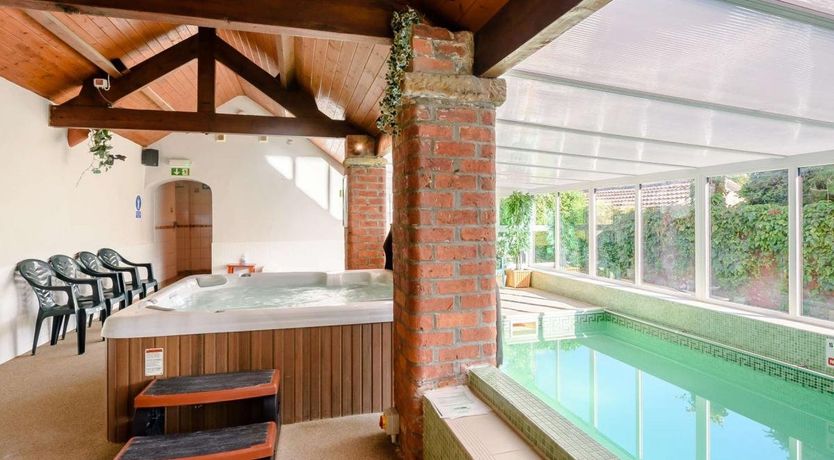 Photo of 3 Bed in Newton-on-Rawcliffe