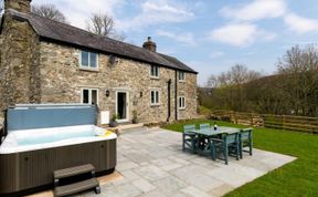 Photo of 2 Bed in Abergele