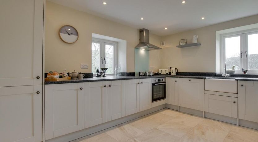 Photo of 2 Bed in Llanfairtalhaiarn