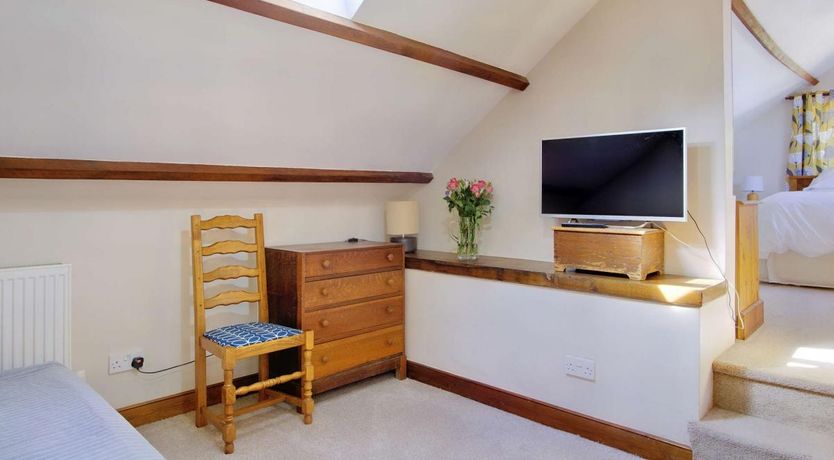 Photo of 4 Bed in Porchfield