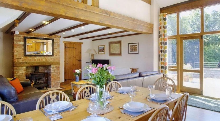 Photo of 4 Bed in Porchfield