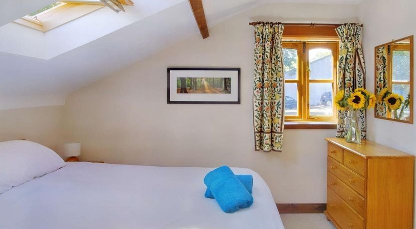 Photo of 4 Bed in Porchfield