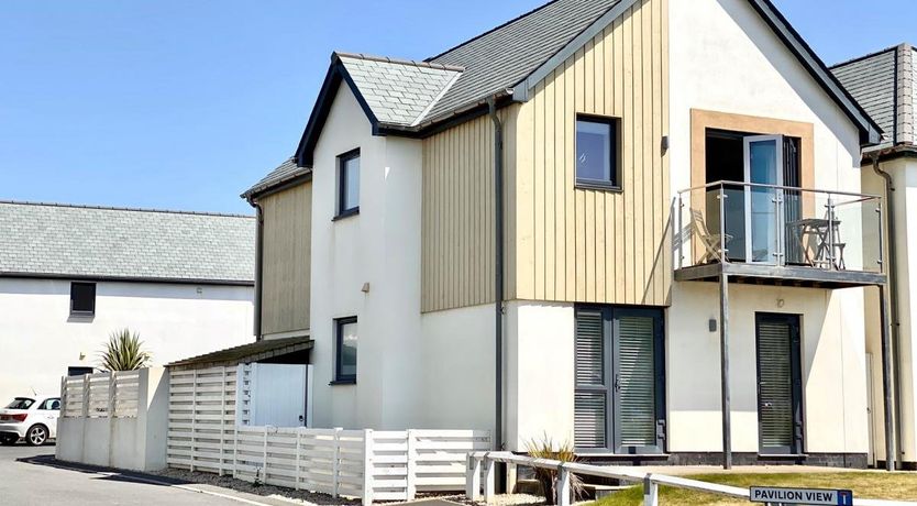 Photo of 3 Bed in Westward Ho