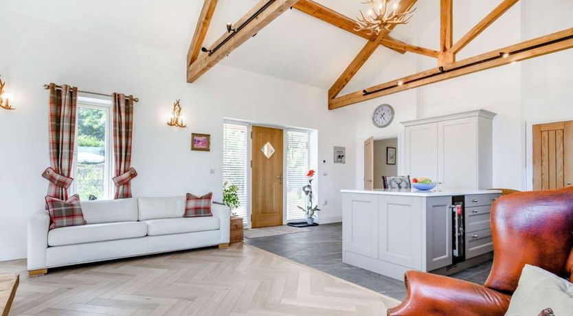 Photo of 2 Bed in Chantry