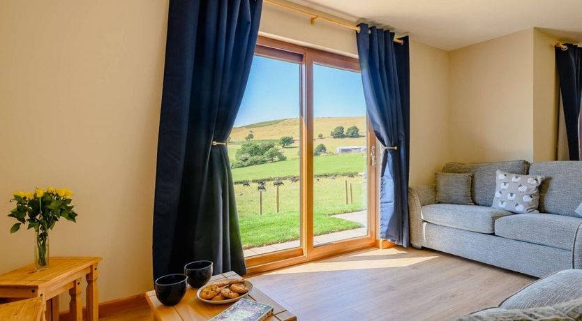 Photo of 2 Bed in Doldowlod