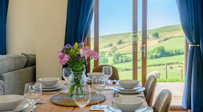 Photo of 2 Bed in Doldowlod