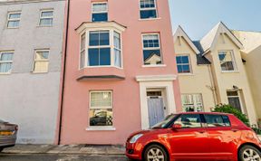 Photo of 5 Bed in Tenby