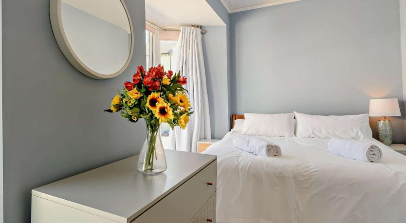 Photo of 5 Bed in Tenby