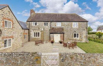 3 Bed in Wootton Fitzpaine Holiday Cottage