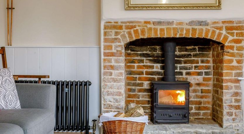 Photo of 3 Bed in Wootton Fitzpaine