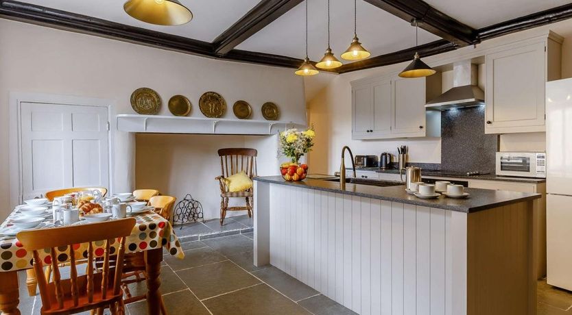 Photo of 3 Bed in Wootton Fitzpaine