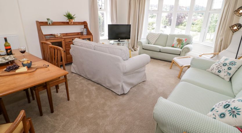 Photo of Seawinds 2a