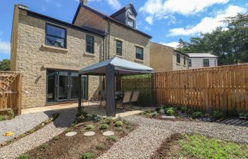 Hall View Holiday Cottage