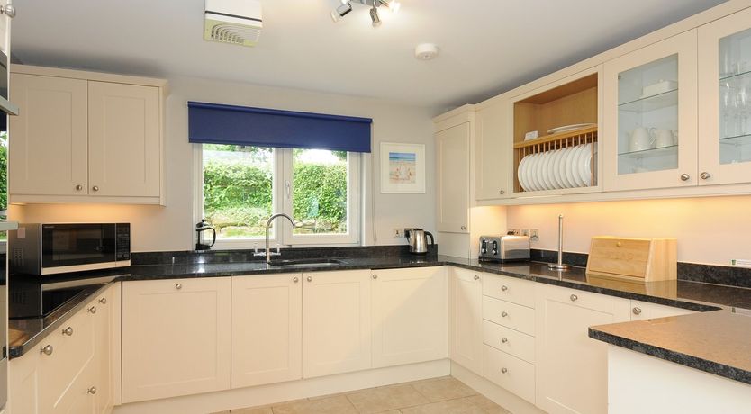 Photo of Swandown, 12A Goldenhaye