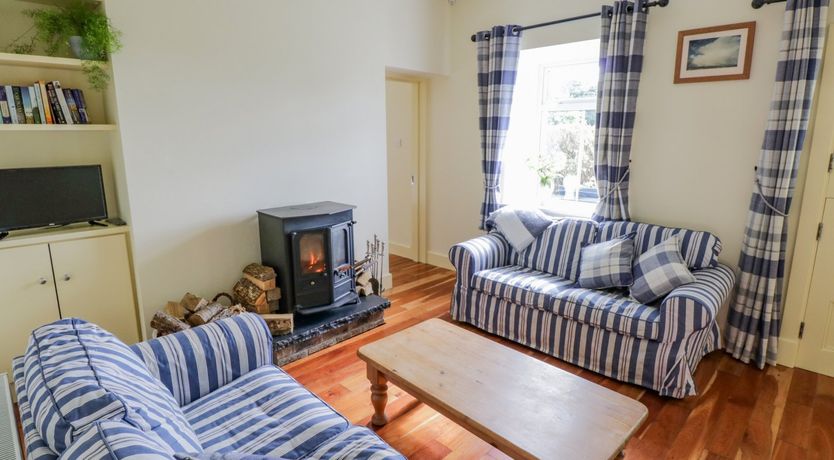 Photo of Carpenter’s Cottage