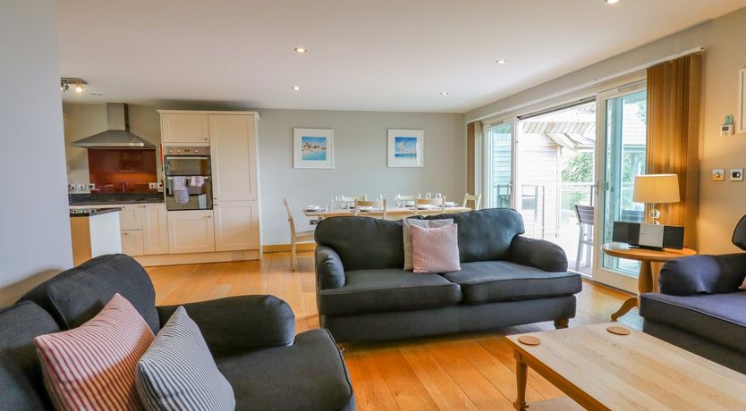 Photo of Swandown, 19 Poldon