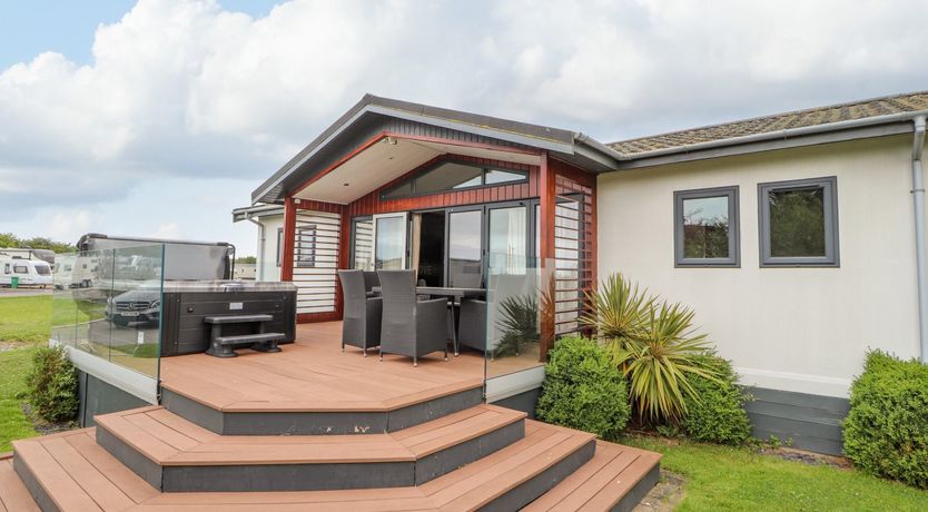 Photo of Honeysuckle Lodge