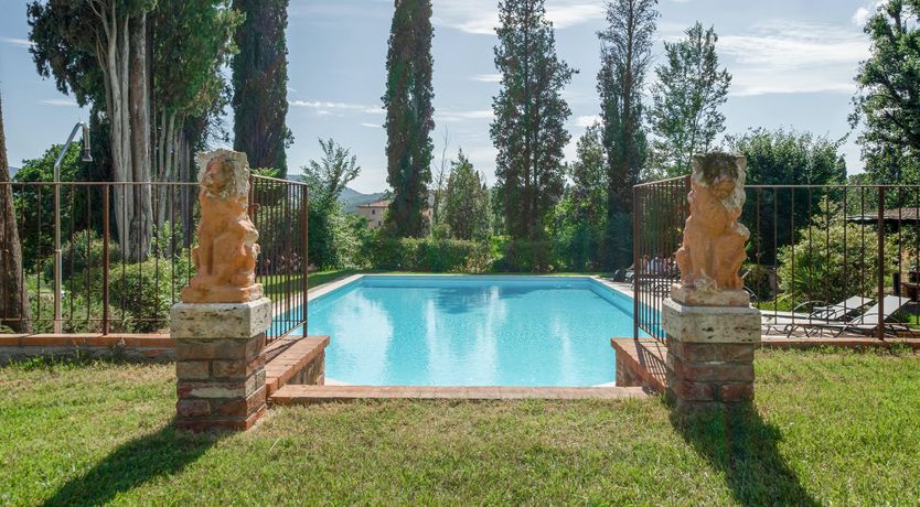 Photo of Tuscan Rustica