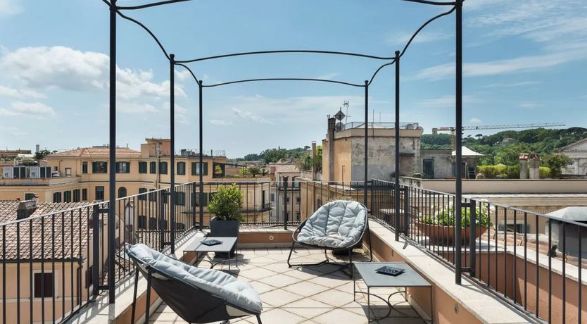 Photo of Key to the Eternal City