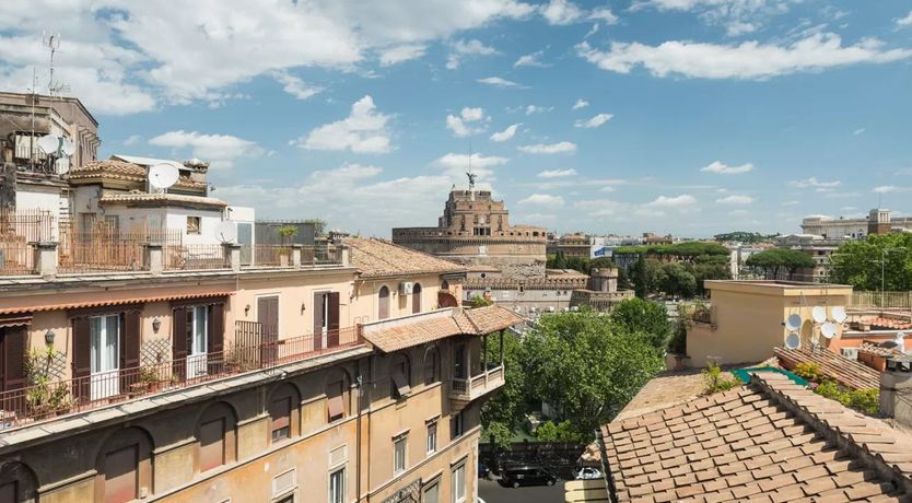 Photo of Key to the Eternal City